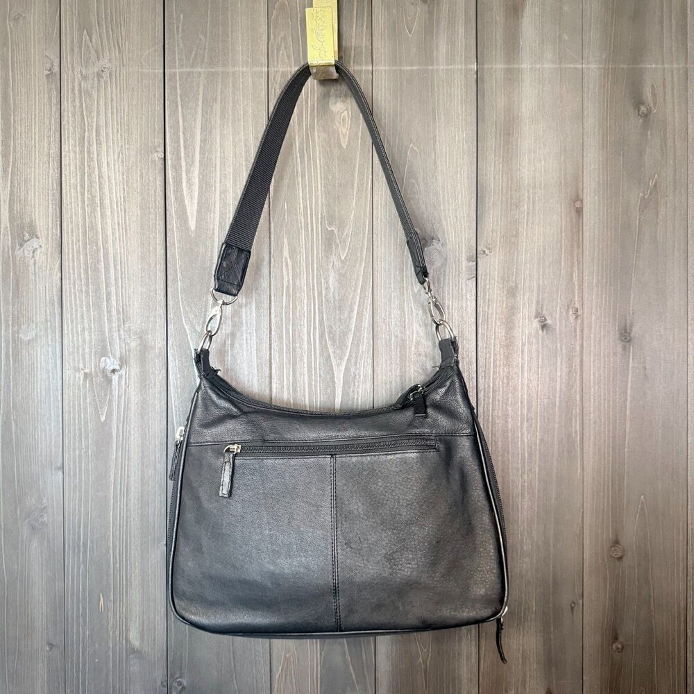 Gun Tote'n Mamas GTM Leather Concealed Carry Minimalist Modern Hobo Shoulder Bag